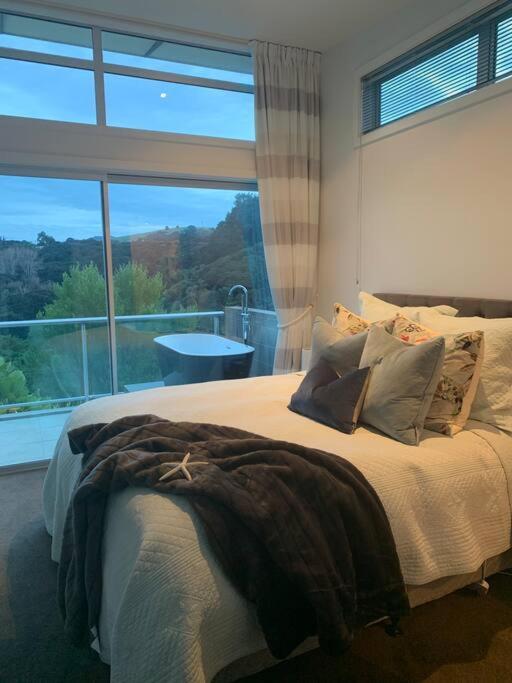Love Akaroa Retreat Экстерьер фото